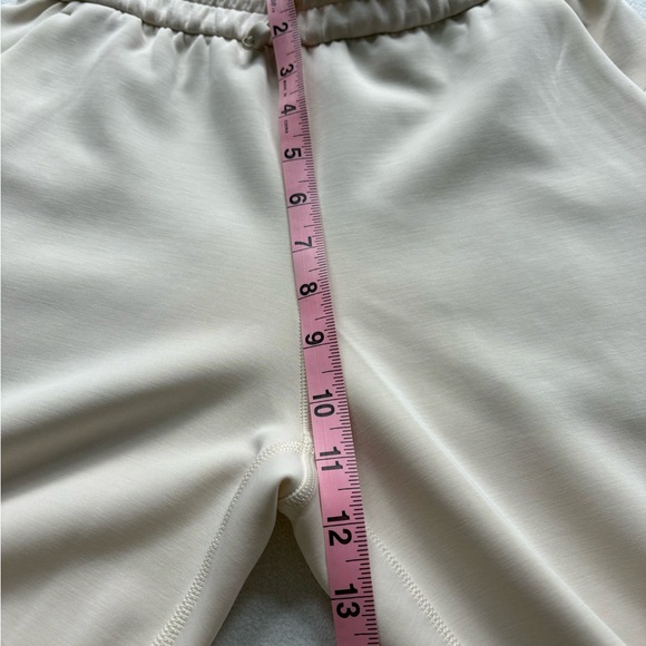 Lululemon Softstream Ivory pants - Picture 6 of 7